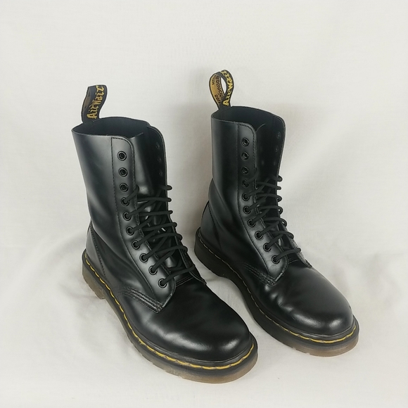 Dr. Martens | Shoes | Dr Martens 49 Smooth Women Size 8 Black | Poshmark
